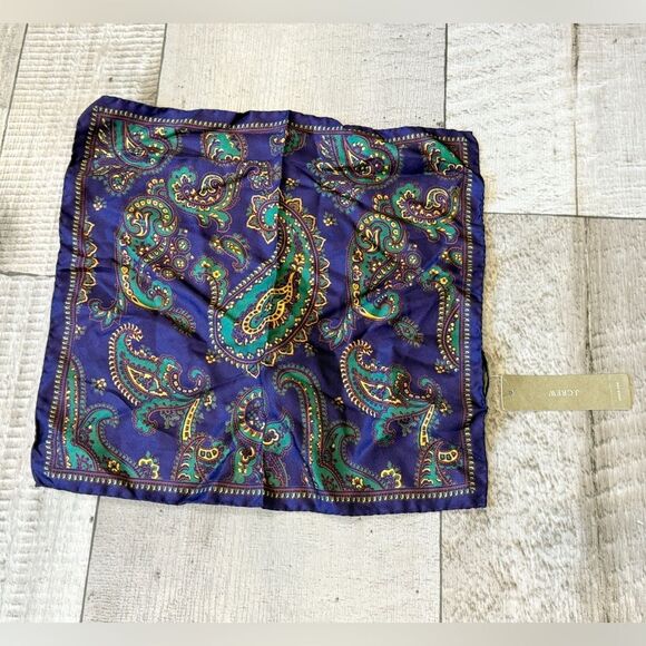 NWT J. Crew 100% Silk Men’s Pocket Square - Picture 1 of 2